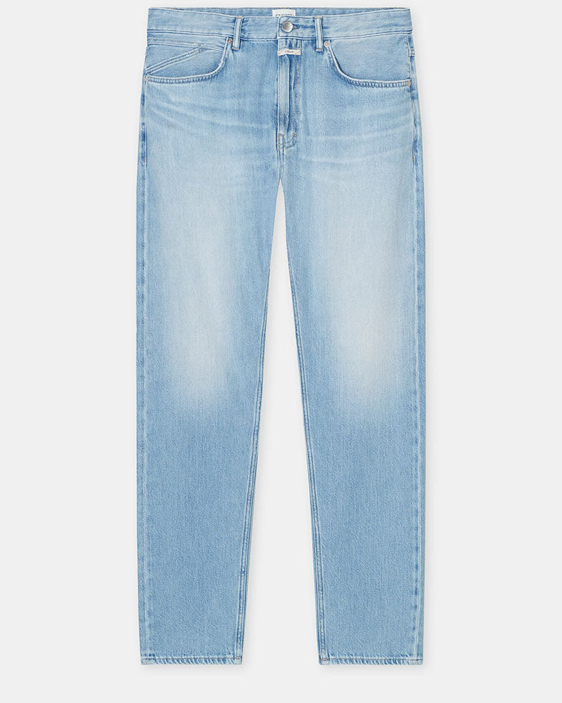 Jean closed