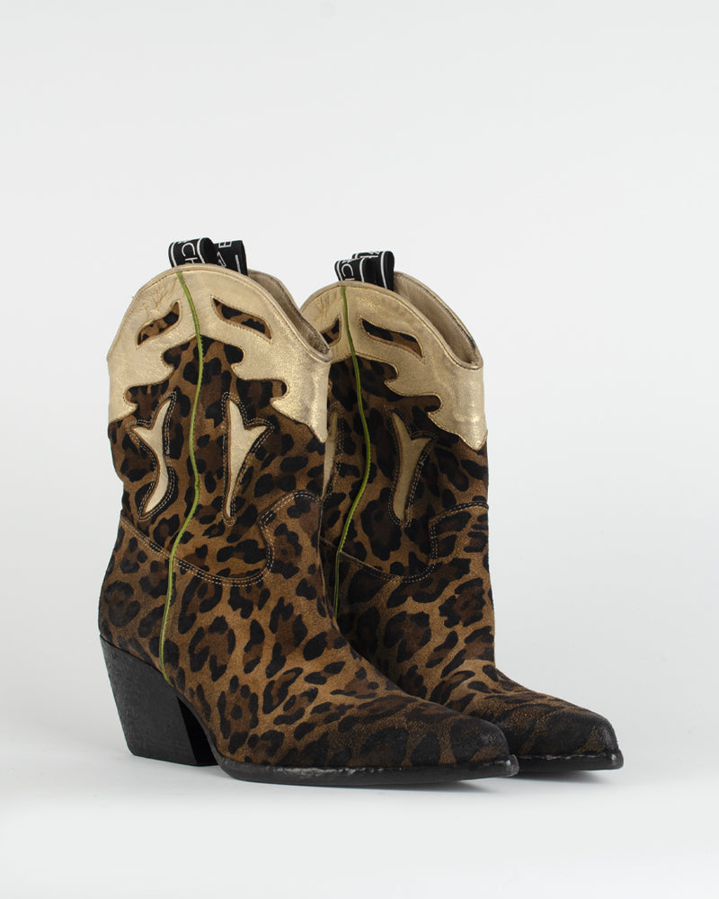 Santiags ELENA IACHI - Tiag elena iachi