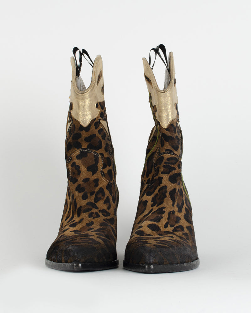 Santiags ELENA IACHI - Tiag elena iachi