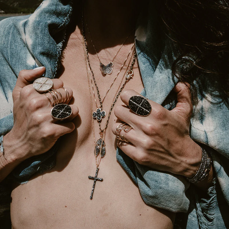 Collier court elya