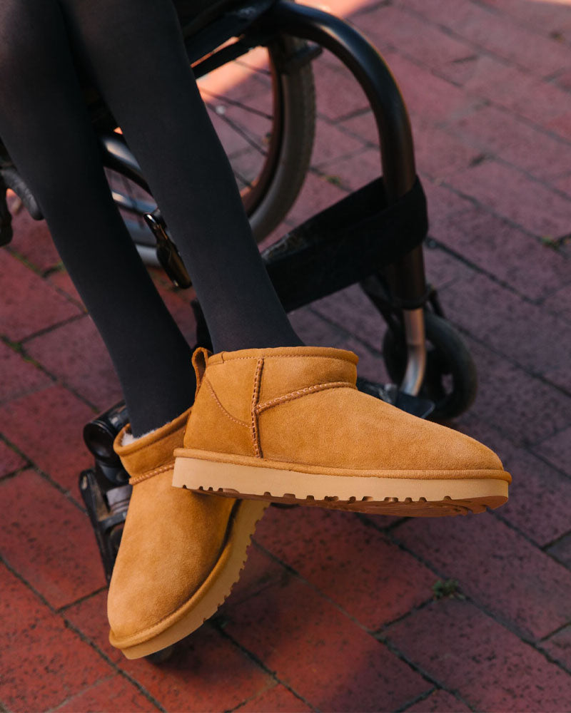 Boots classic ultra mini ugg