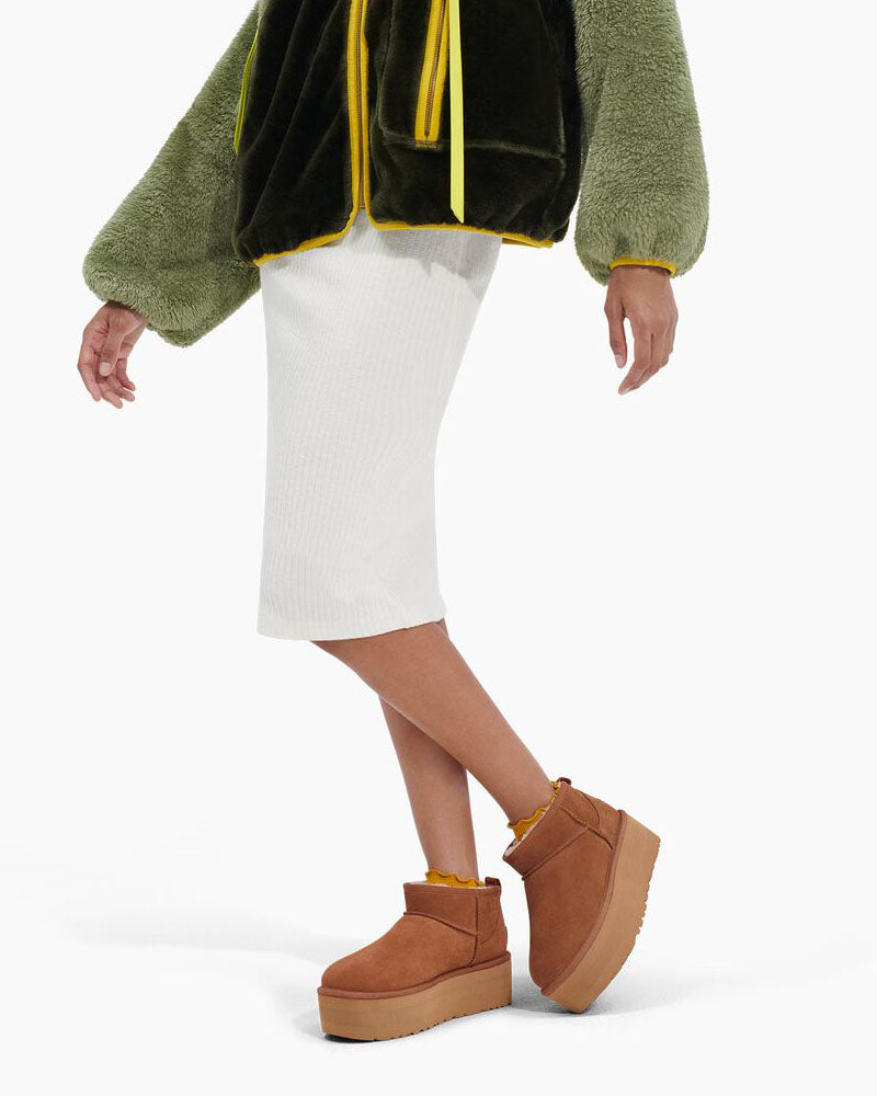 Boots classic ultra mini platform ugg