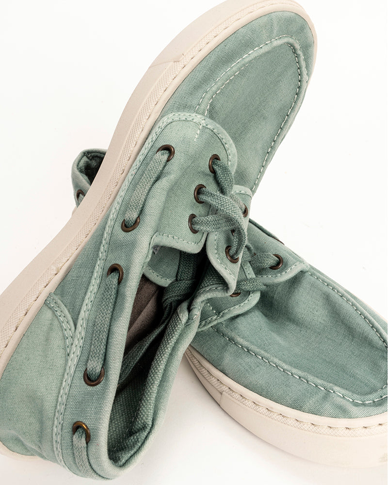 Bateau natural world couleur Acqua