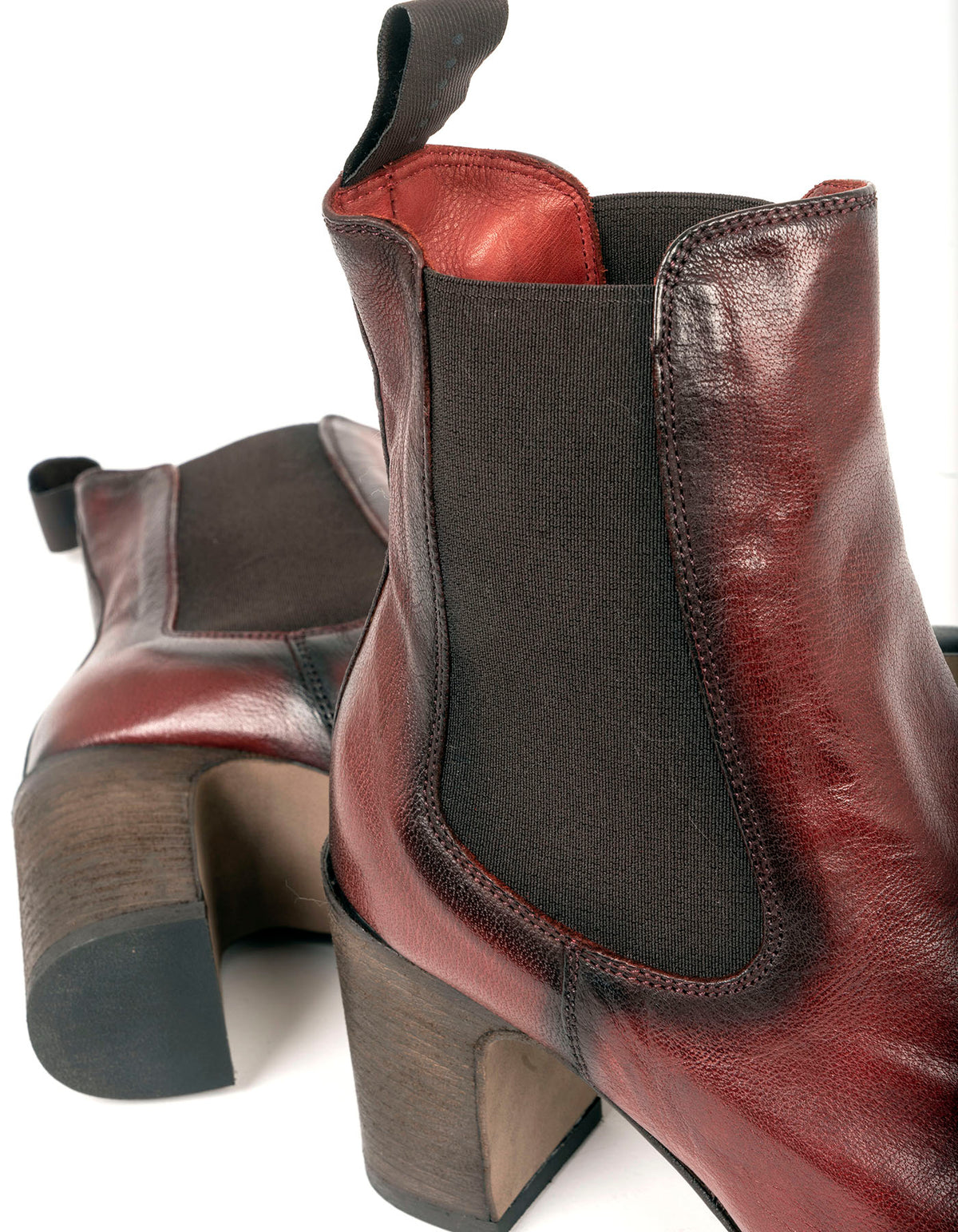 Boots chelsea sturlini couleur Bordeaux