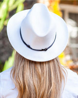 Chapeaux TRAVAUX EN COURS - Chapeau