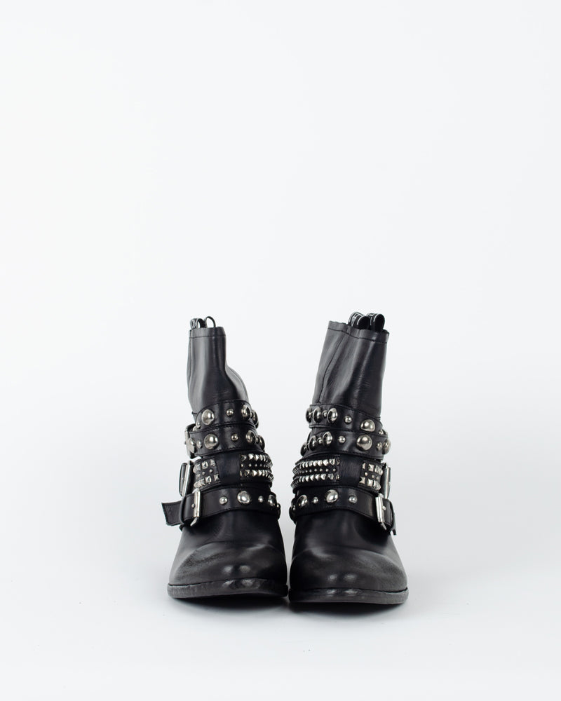 Santiags ELENA IACHI - Tiags elena iachi