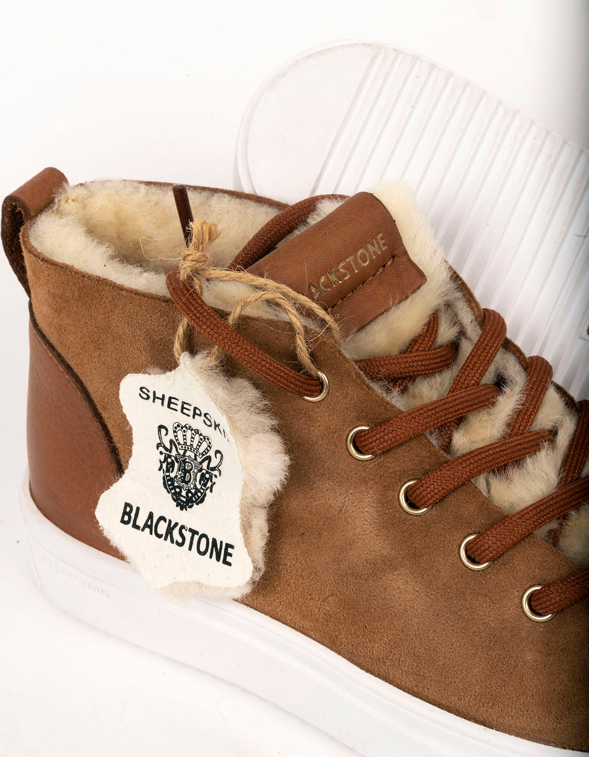 Basket yuka blackstone women couleur Camel