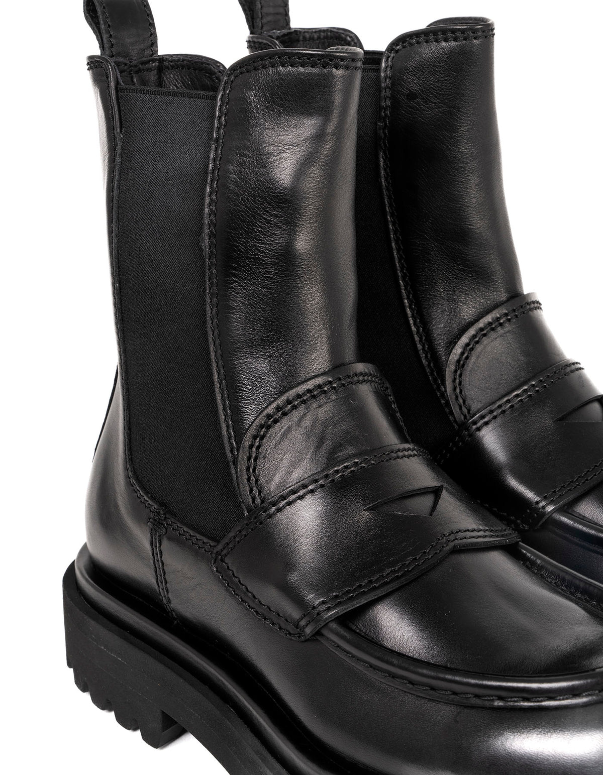 Boots officine creative